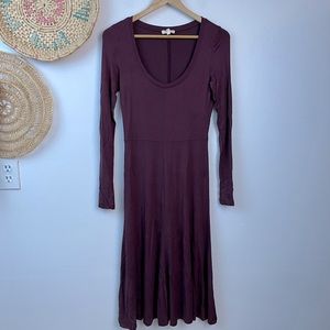 Aritzia Wilfred free dark red scoop neck long sleeve midi dress